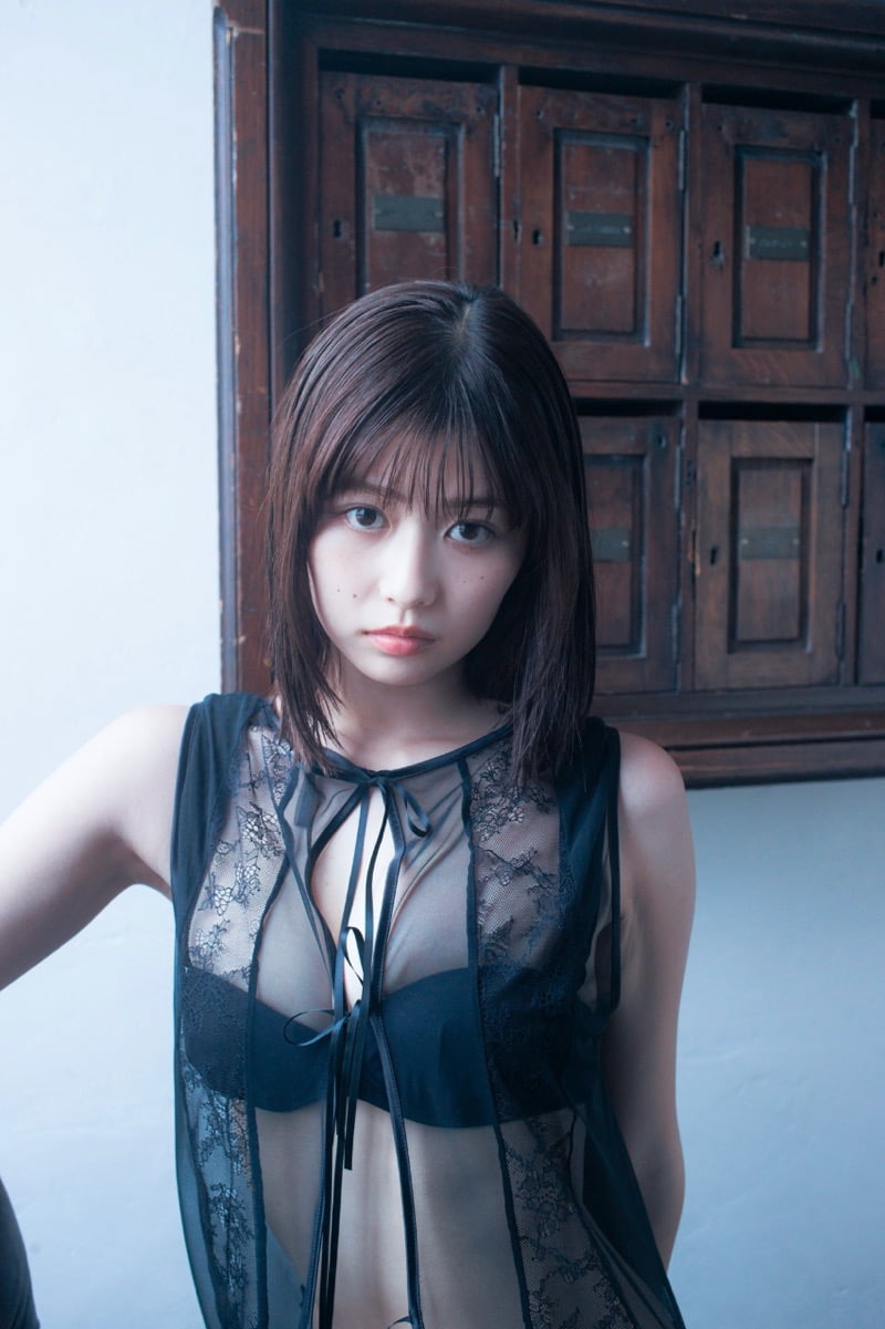 冴木柚葉 デジタル写真集『妄想をかき立てる表情』厳選カット