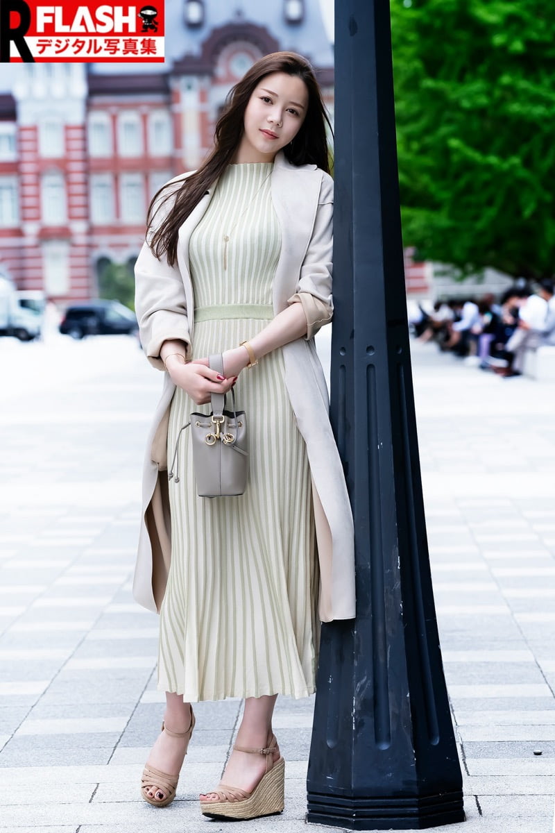 FLASHデジタル写真集R 白峰ミウ マッチングアプリから即ホテル