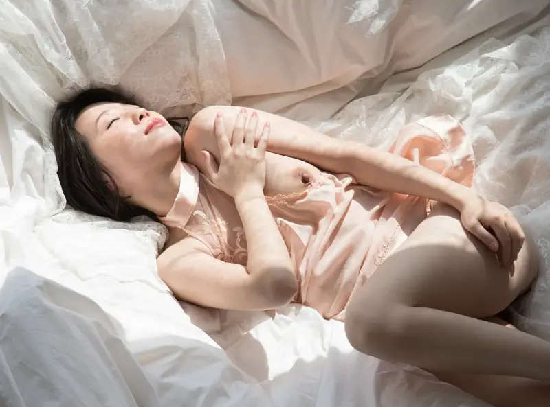 福田明日香 写真集『PASSIONABLE コケティッシュ』画像3