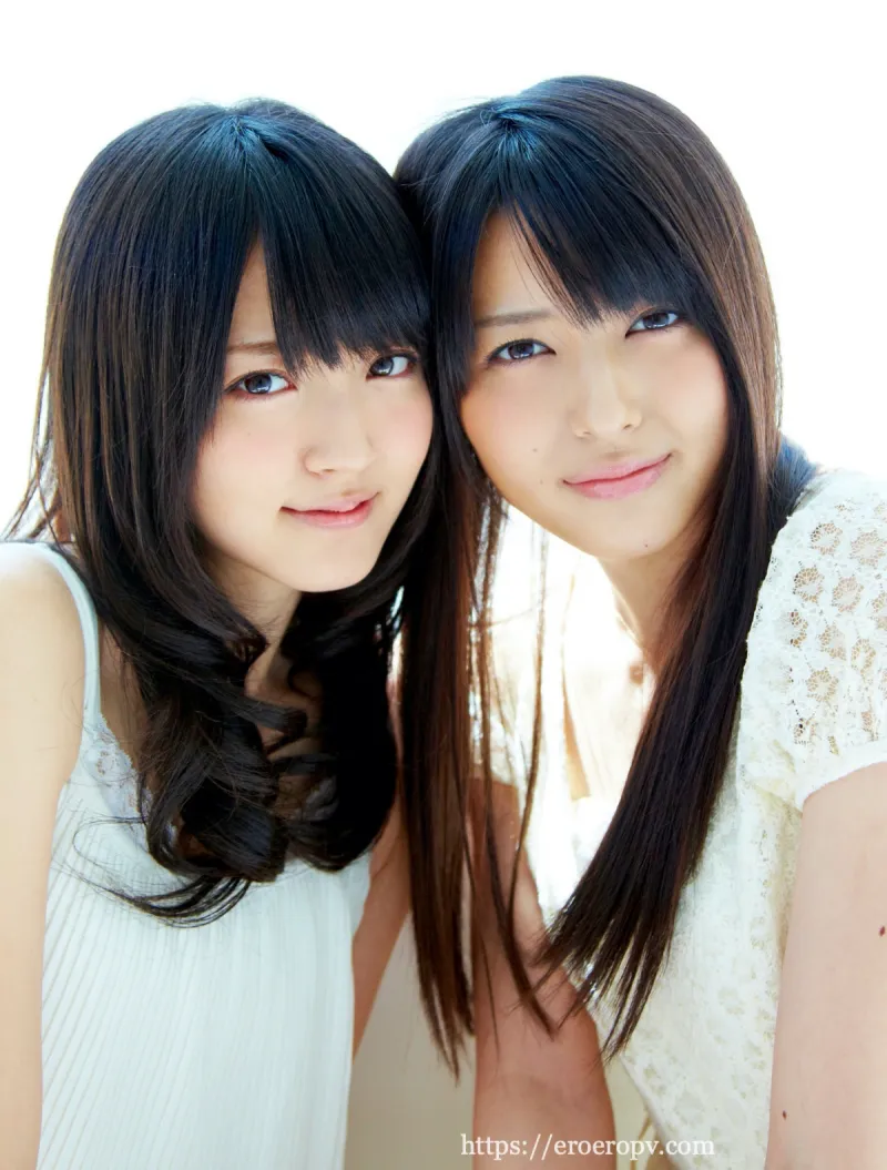 [BOMB.tv] 2012.05 Maimi Yajima 矢島舞美 × Airi Suzuki 鈴木愛理 画像030