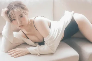 本間ミサ 写真集『ニューヒロイン』画像014