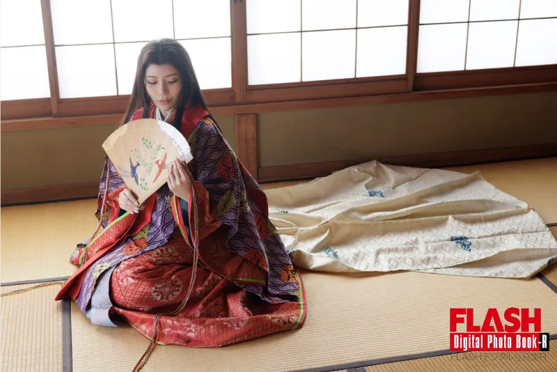 FLASHデジタル写真集R 神木麗『雅で淫らな世界』