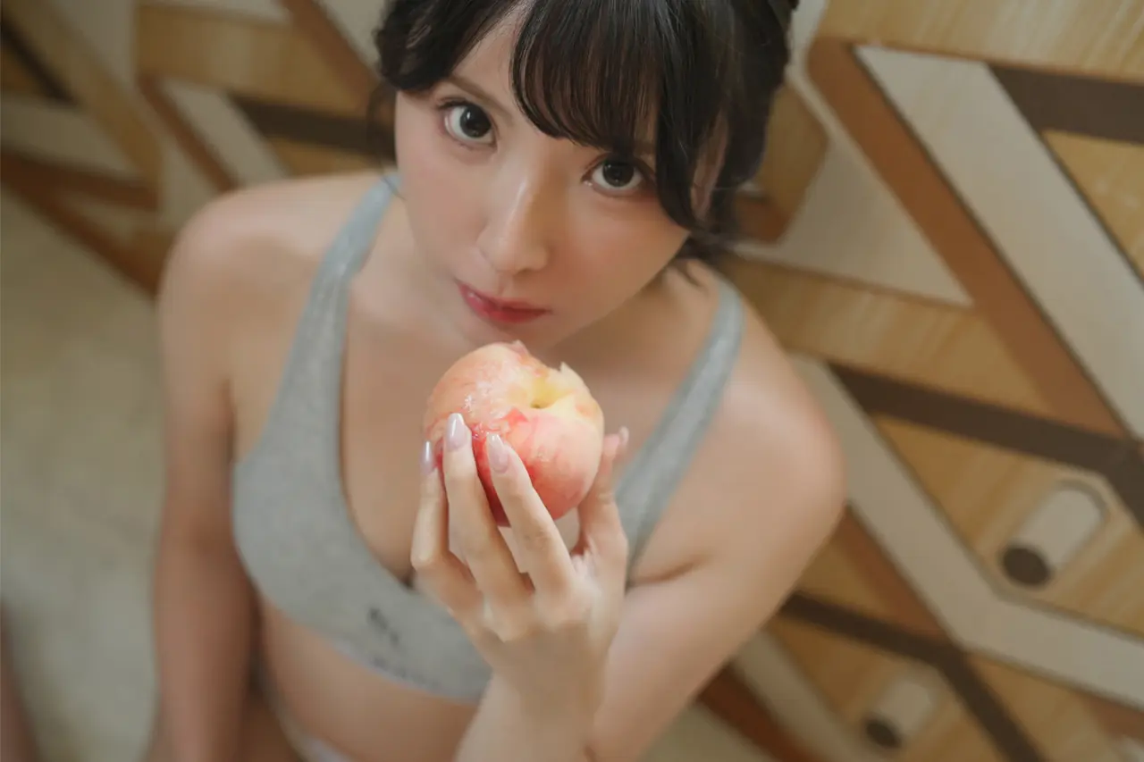 新妻ゆうか イケナイ淑女 vol.2 画像1